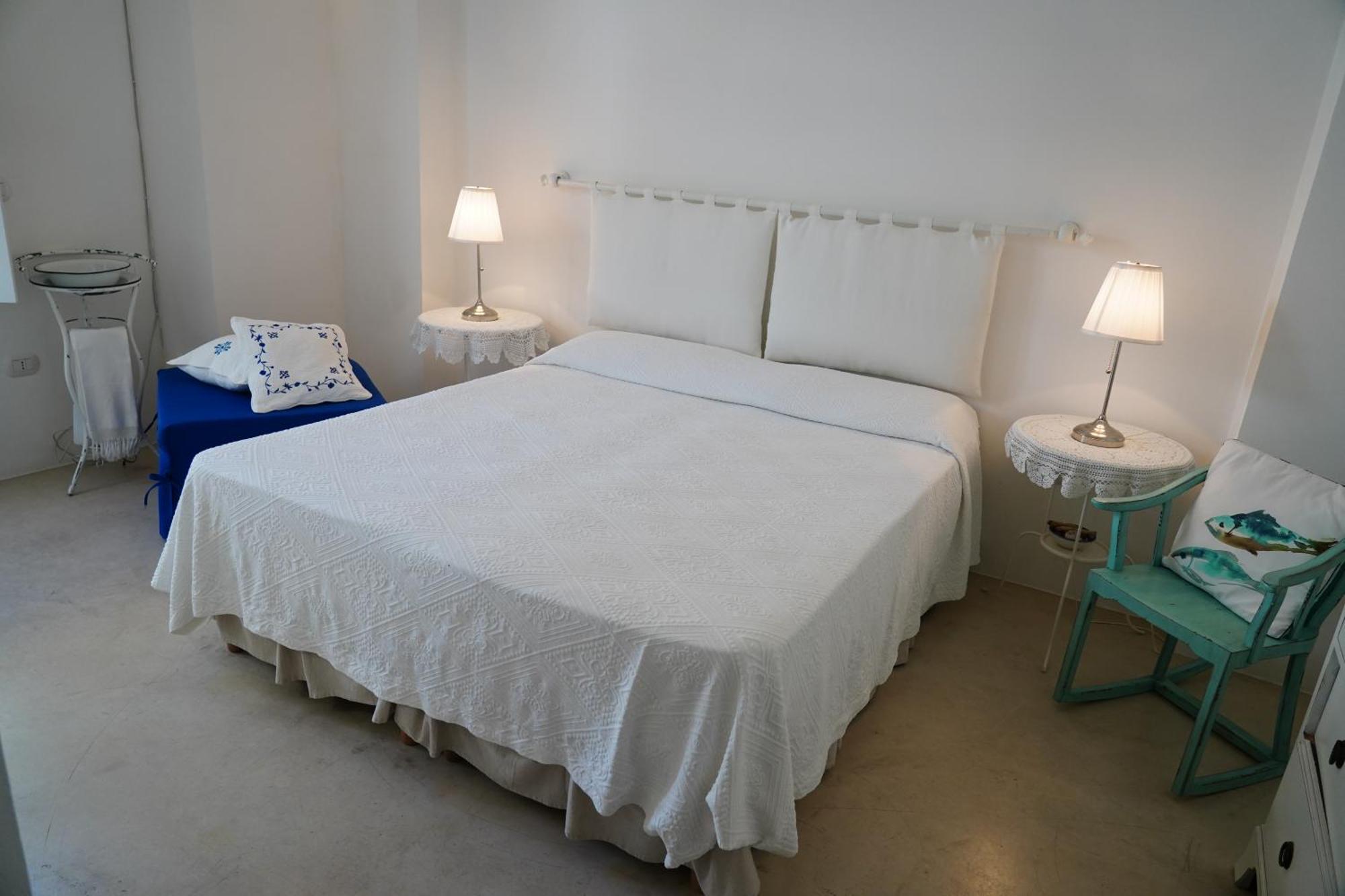 B&B Vie Del Mediterraneo Porto Cesareo Bagian luar foto