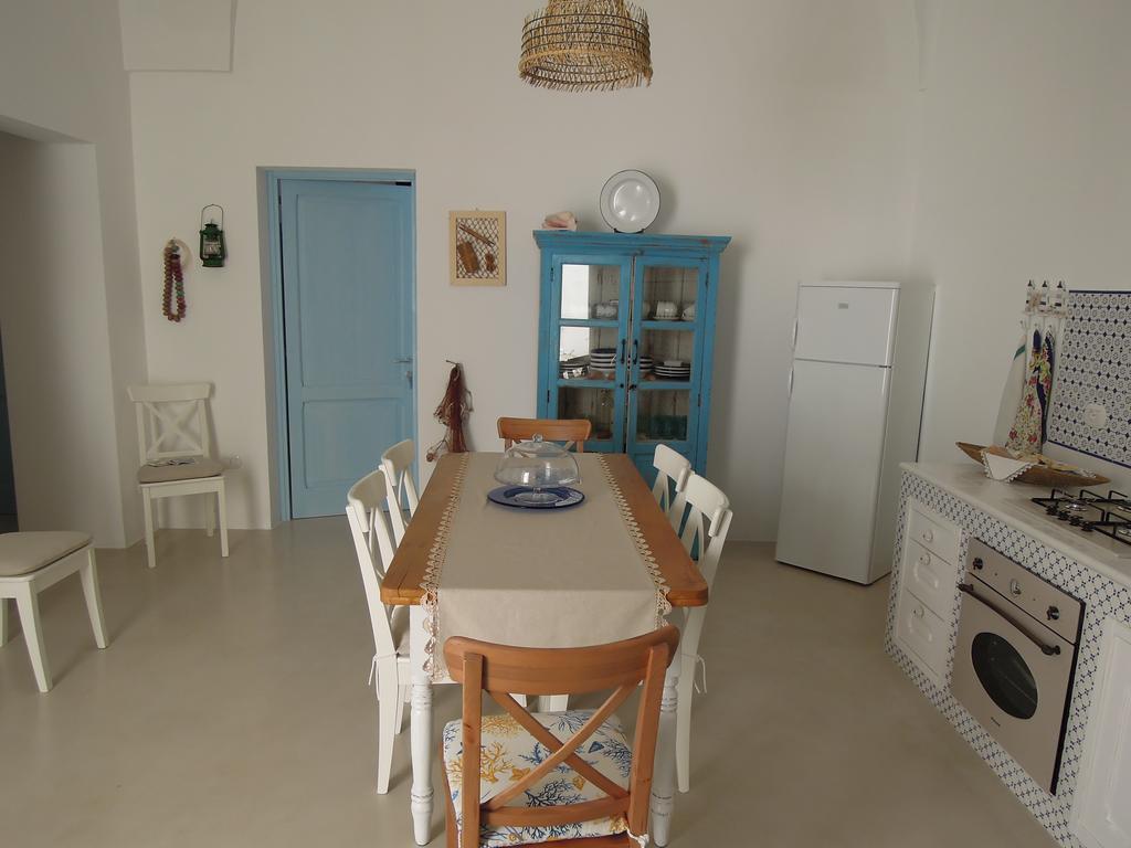 B&B Vie Del Mediterraneo Porto Cesareo Bagian luar foto